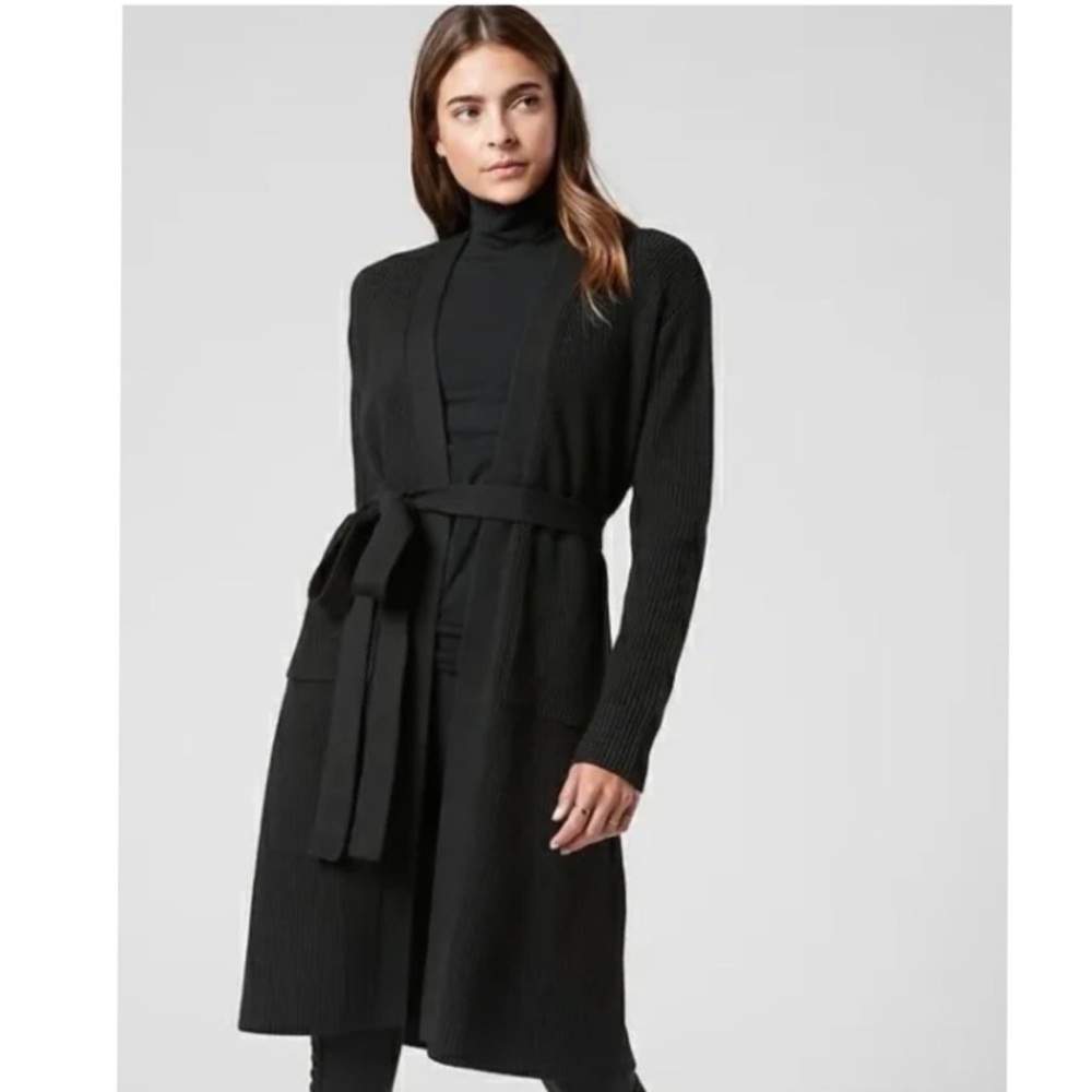 Athleta Scenic Wrap - Size 1X - Black